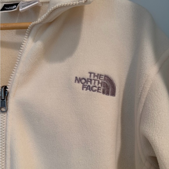 The North Face Off-White Fleece Jacket - Picture 2 of 4